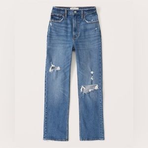 Abercrombie & Fitch Ankle Straight Ultra High Rise Jeans- Distressed